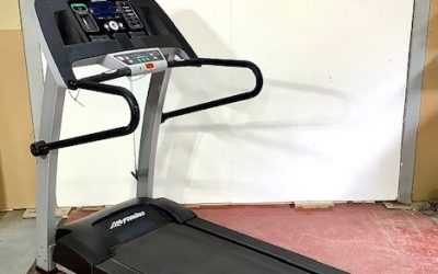 Life Fitness Fi Smart Treadmill